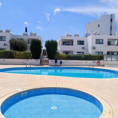 Apartment Marina Gardens
